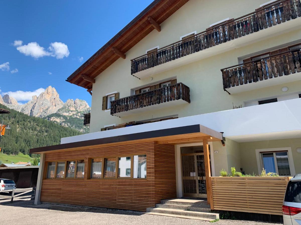 Apartamento Ciasa De Rosa Pozza di Fassa Exterior foto