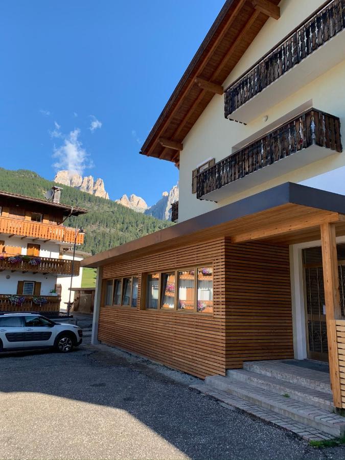 Apartamento Ciasa De Rosa Pozza di Fassa Exterior foto