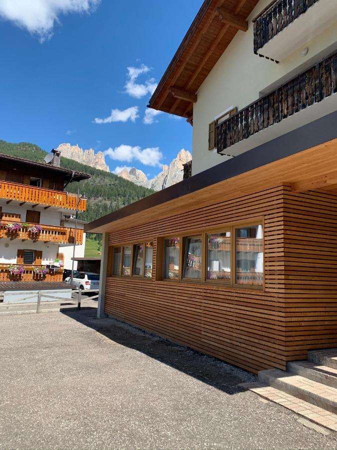 Apartamento Ciasa De Rosa Pozza di Fassa Exterior foto